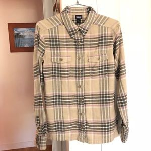 Patagonia Women’s Long-Sleeved Fjord Flannel Shirt